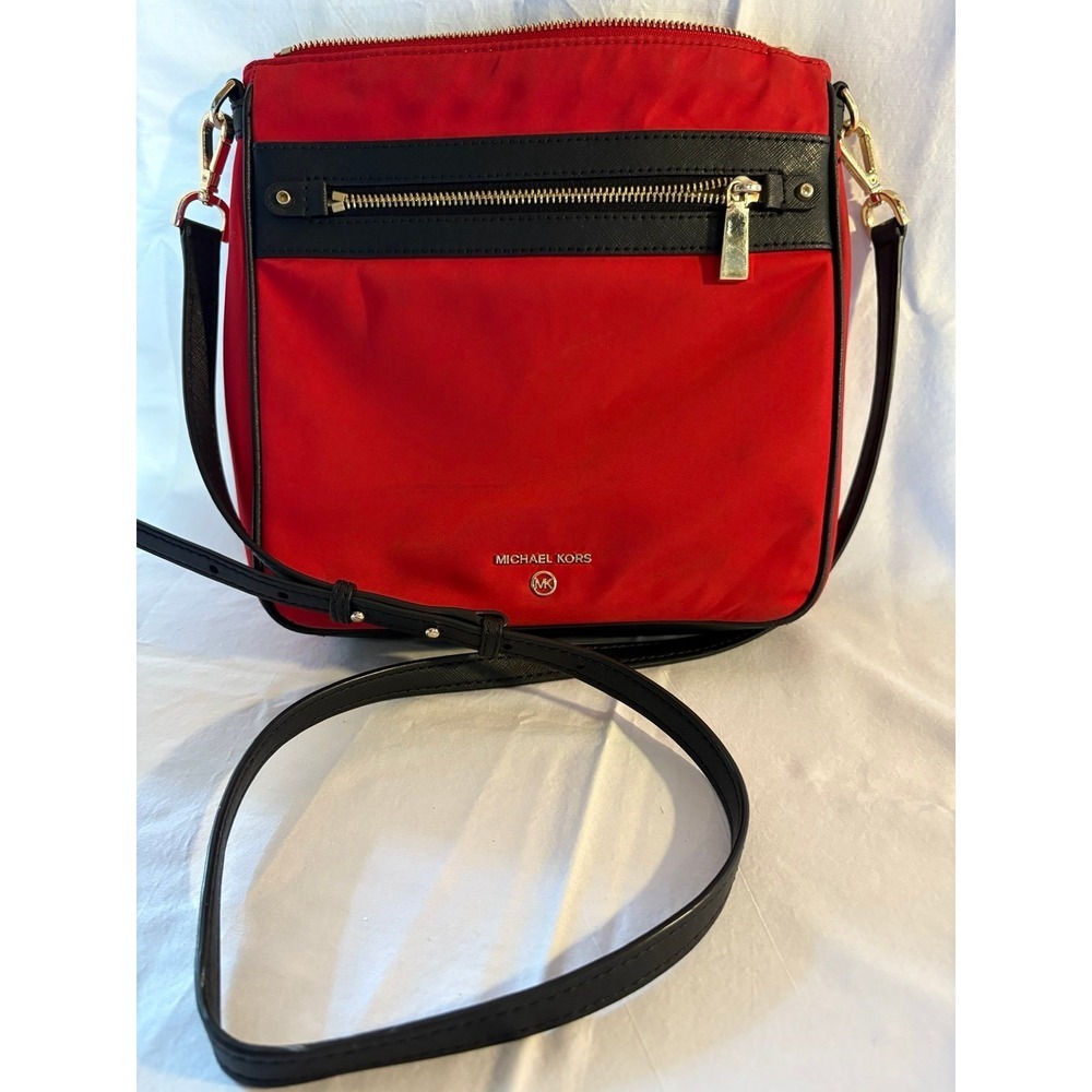 Michael Kors Red Nylon and Black Leather Trim Crossbody Bag Gold Tone‎ Hardware